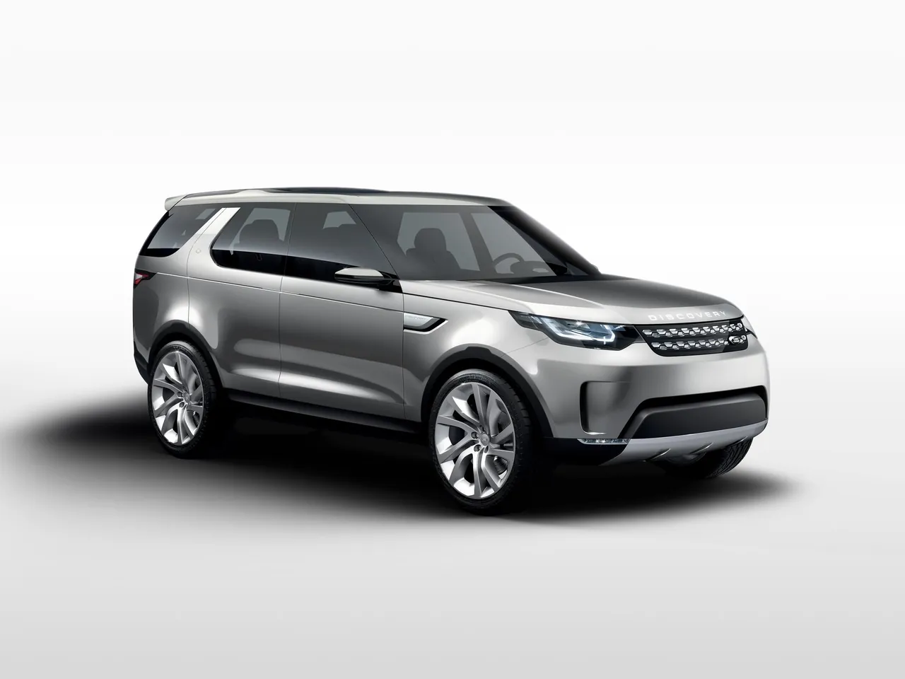 Land Rover Discovery Vision Concept (2014) - Front Three-Quarter