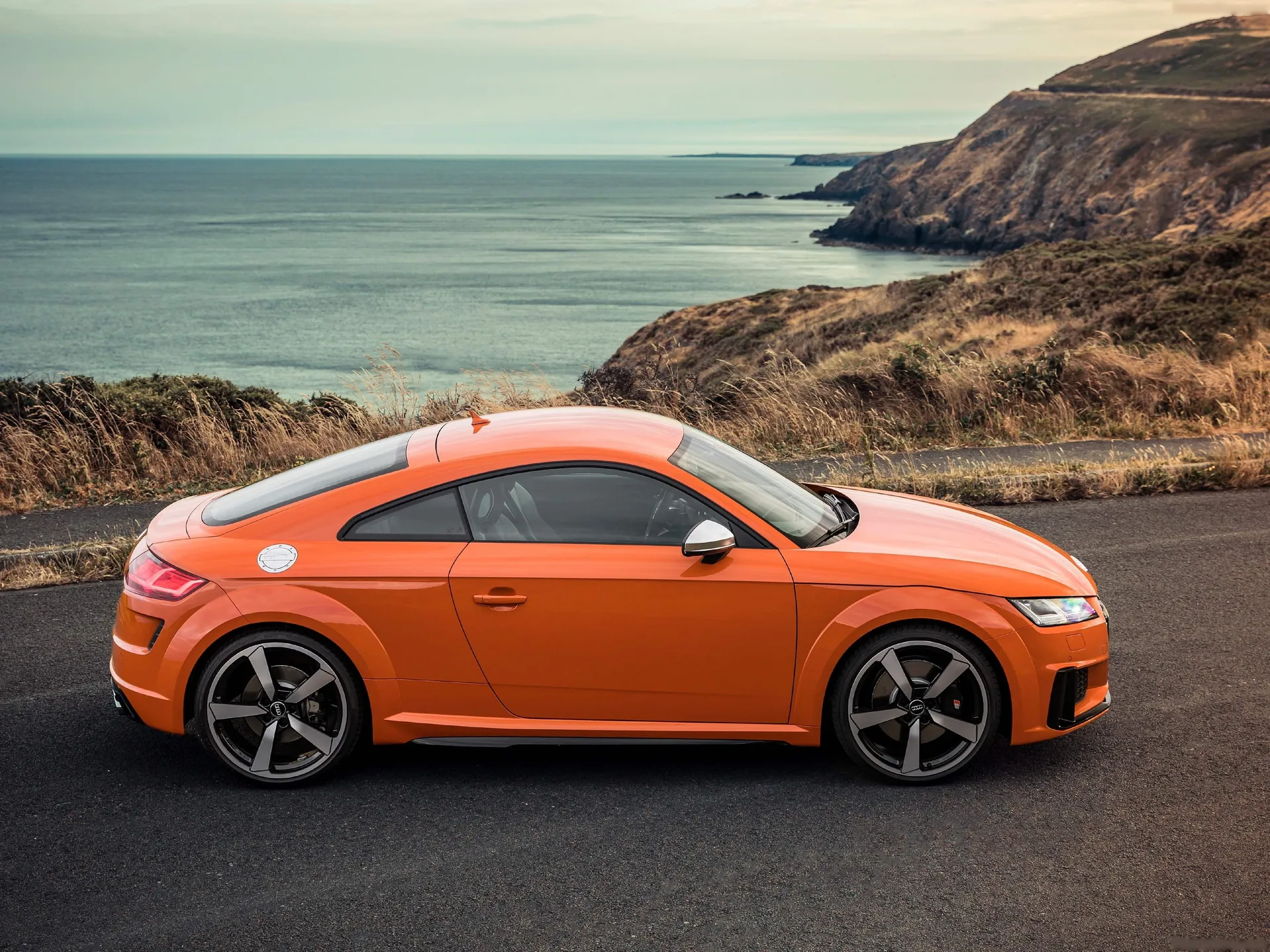 Audi TTS Coupe (2019) – boční profil