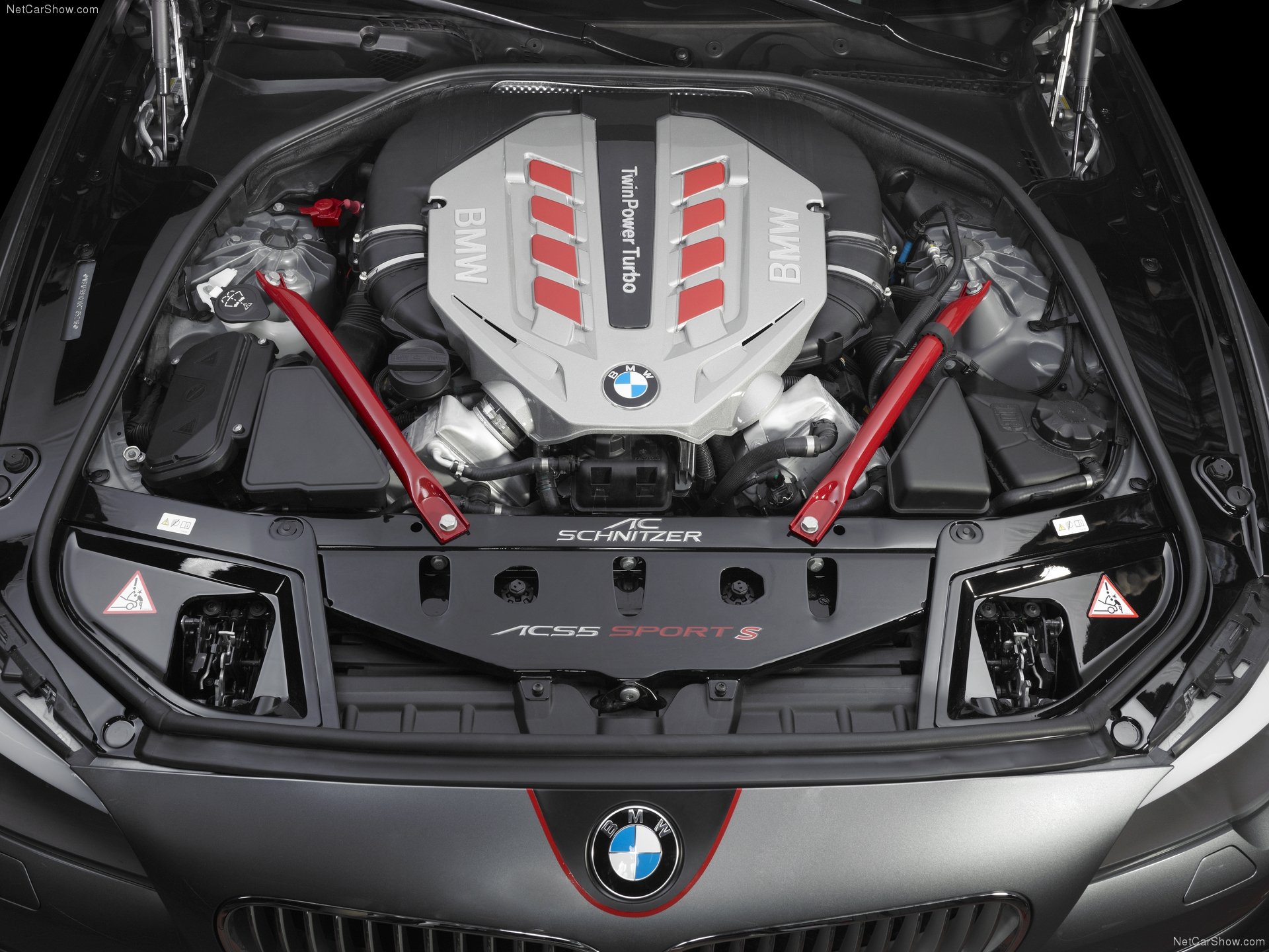 AC Schnitzer ACS5 Sport S Concept (2011) – motorový prostor