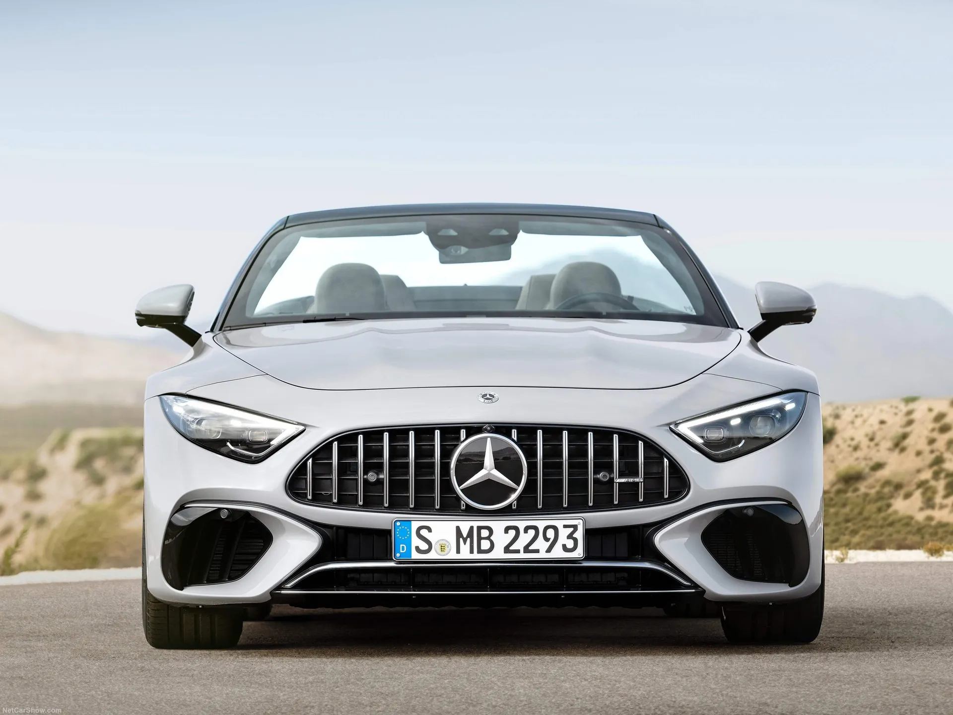 Mercedes-Benz SL 55 AMG (2022) - Front