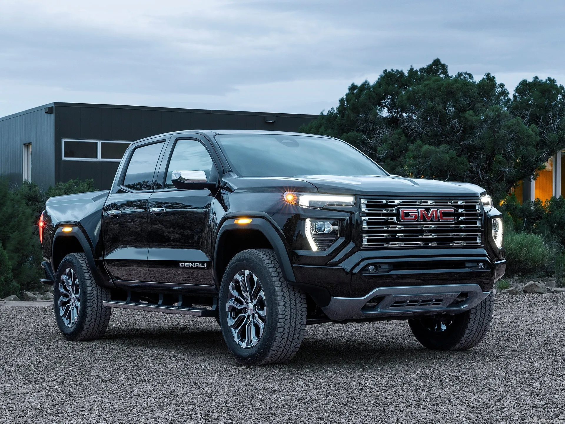 GMC Canyon (2023)
