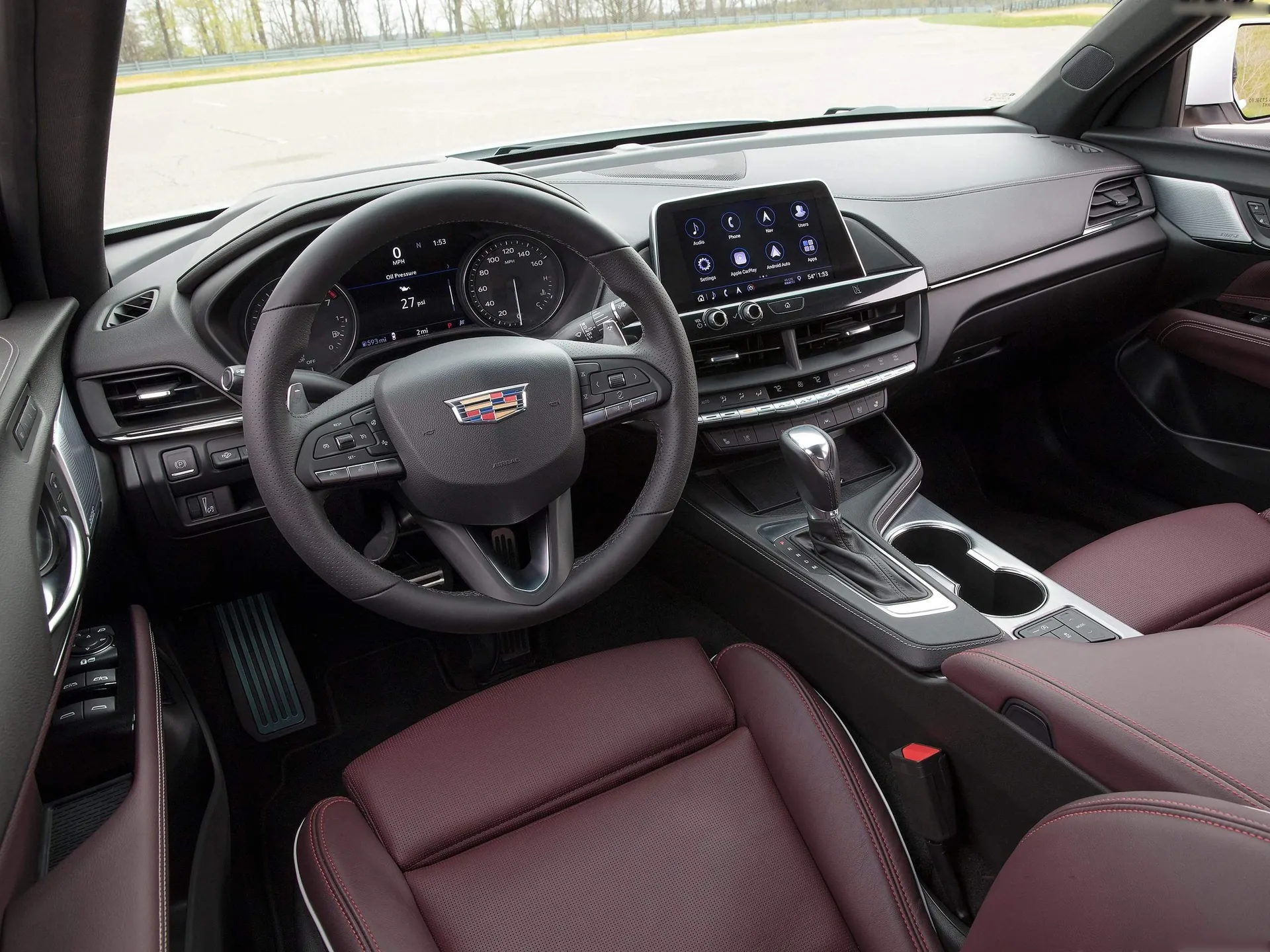 Cadillac CT4 (2020) – interiér