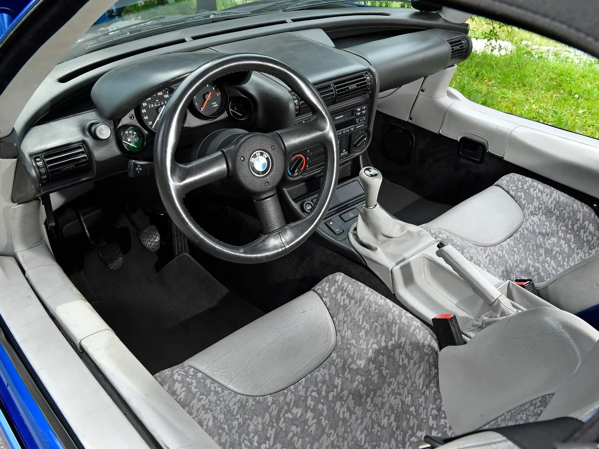 BMW Z1 (1988) – interiér