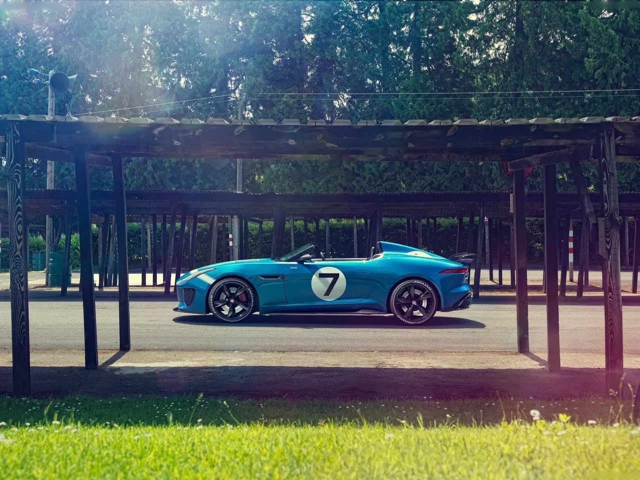 Jaguar Project 7 Concept (2013) – boční profil