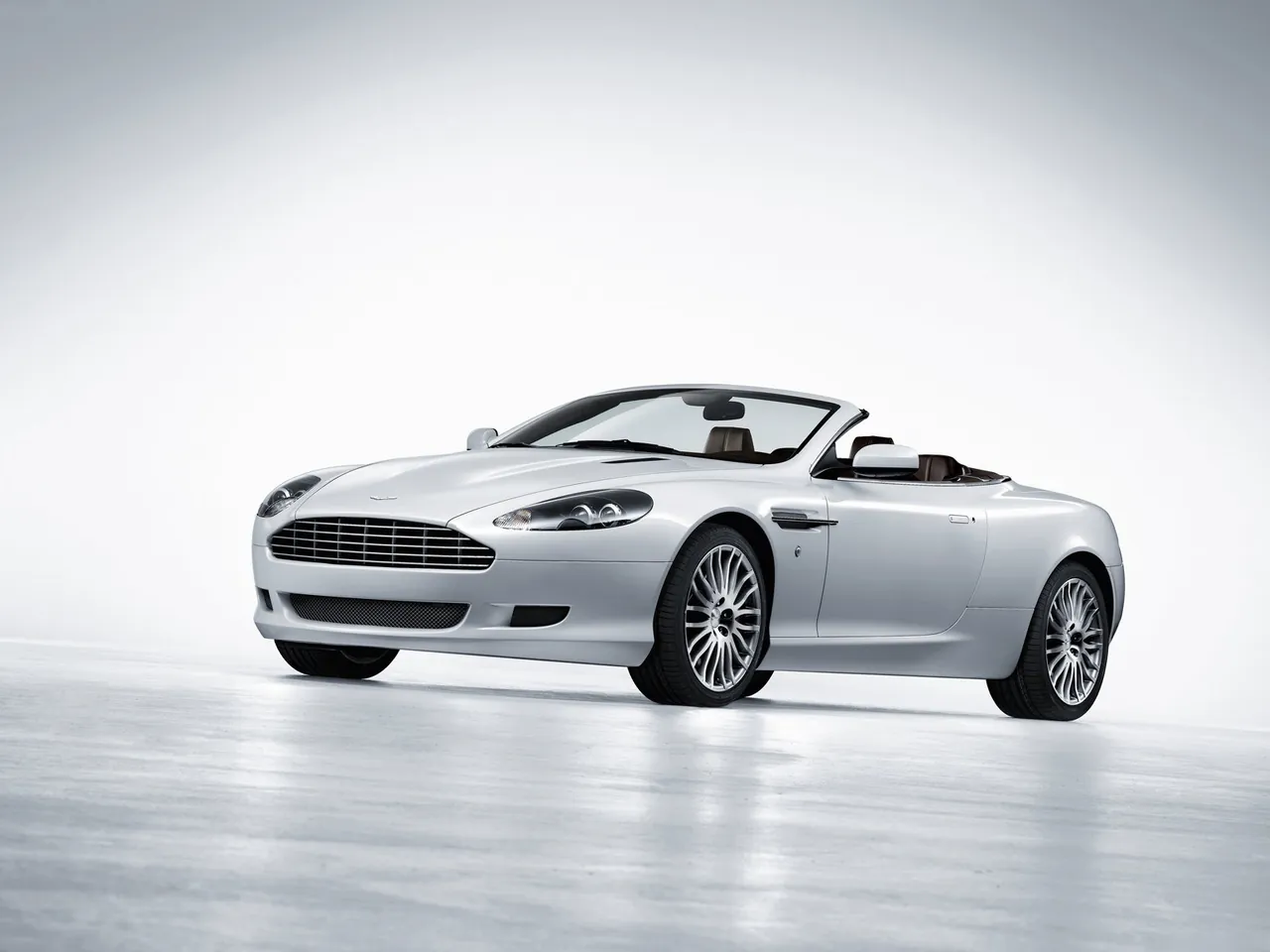 Aston Martin DB9 Volante (2009)