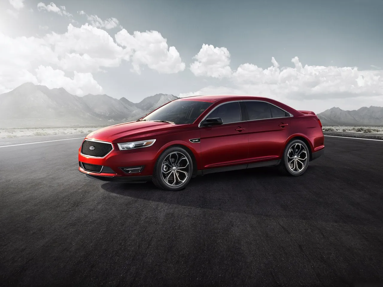 Ford Taurus SHO (2013)