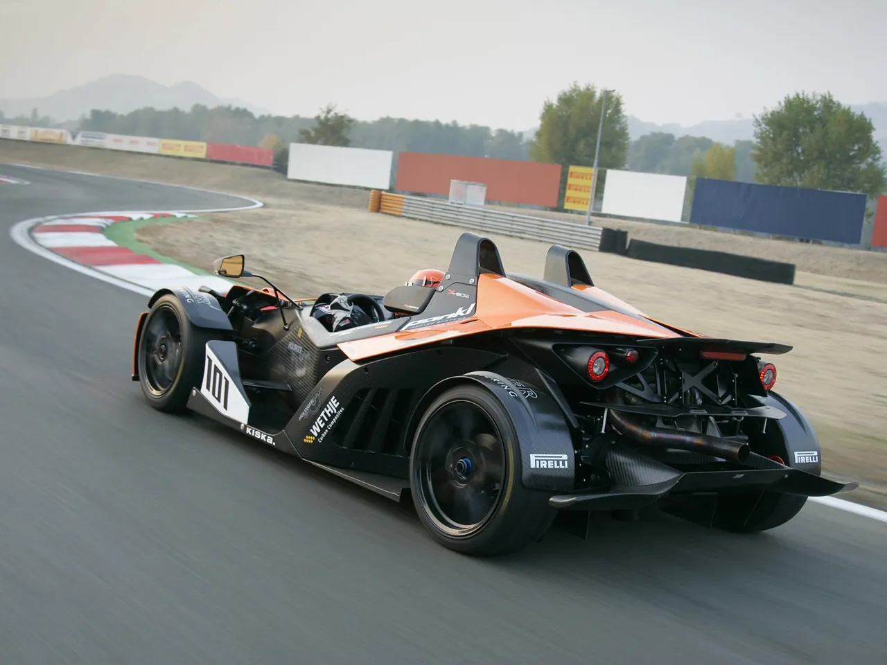 KTM X-Bow Race (2008) – zadní tříčtvrteční pohled