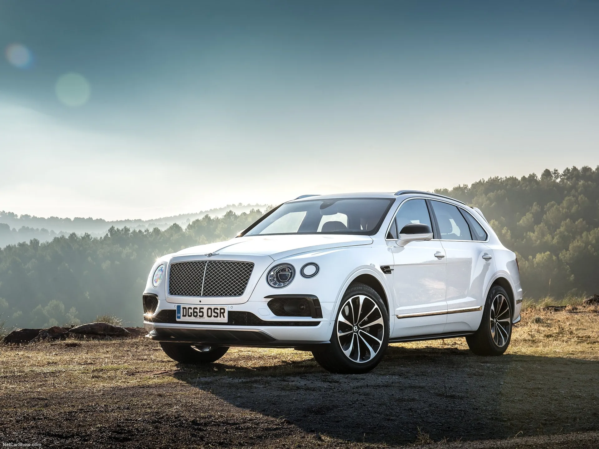 Bentley Bentayga (2016)