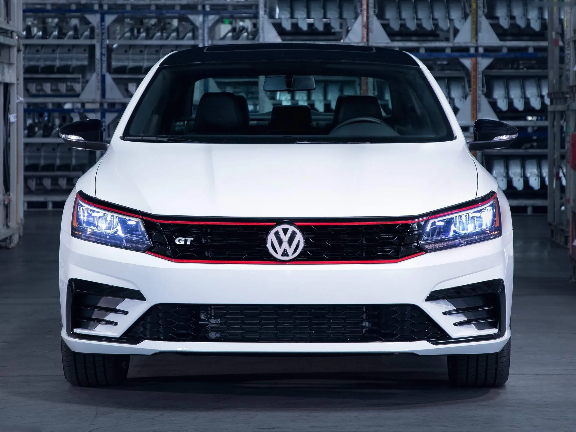 Volkswagen Passat GT [US] (2018) – zepředu