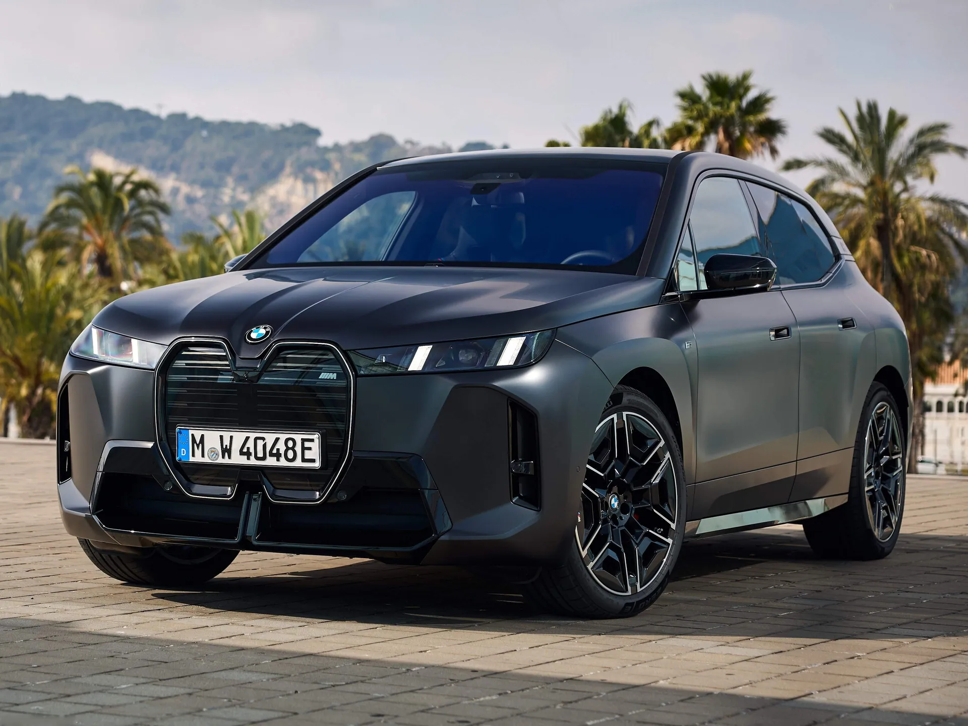 BMW iX M70 (2026)
