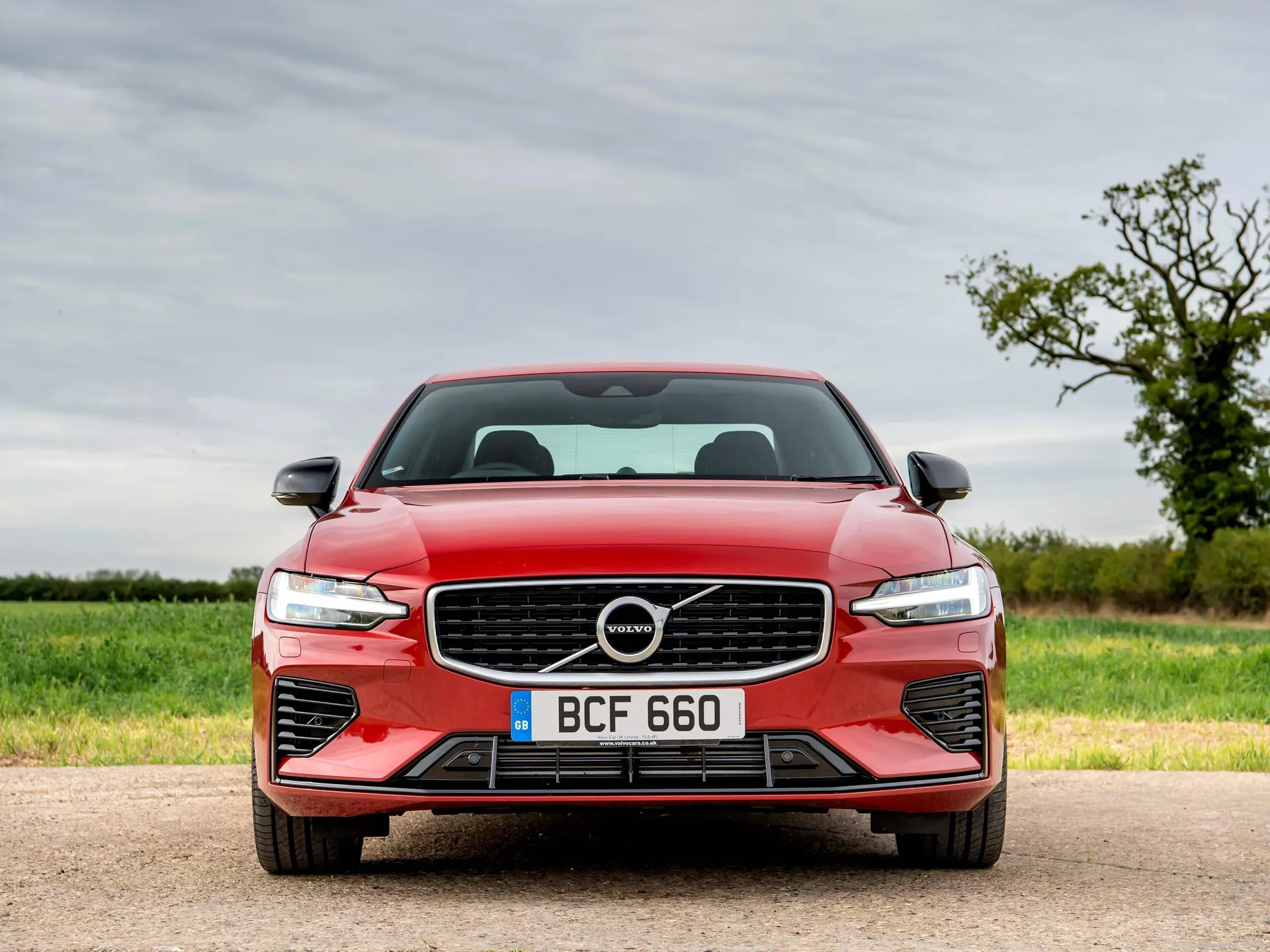 Volvo S60 [UK] (2019) – zepředu