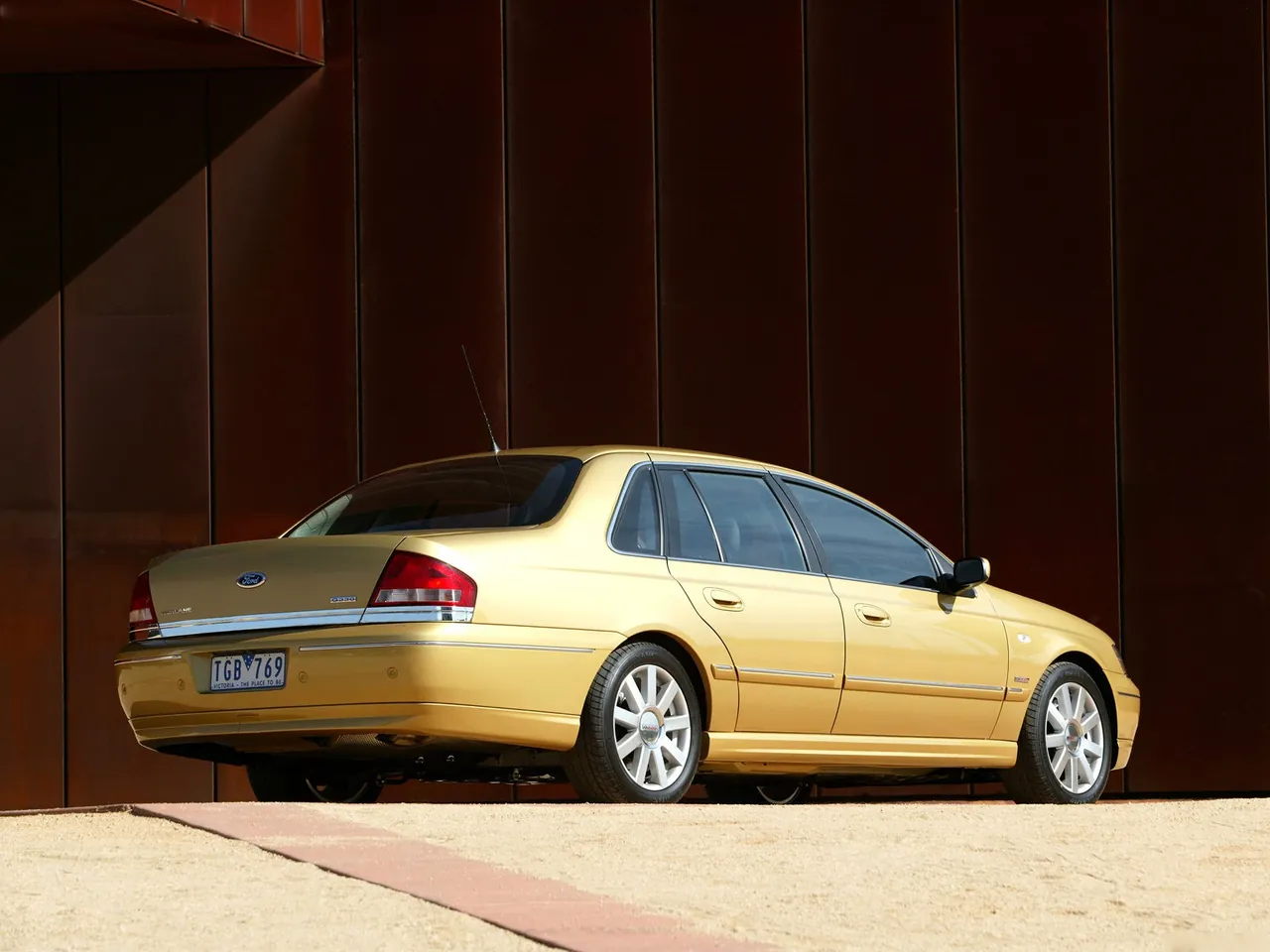 Ford BA Fairlane G220 MkII (2005) – zadní tříčtvrteční pohled