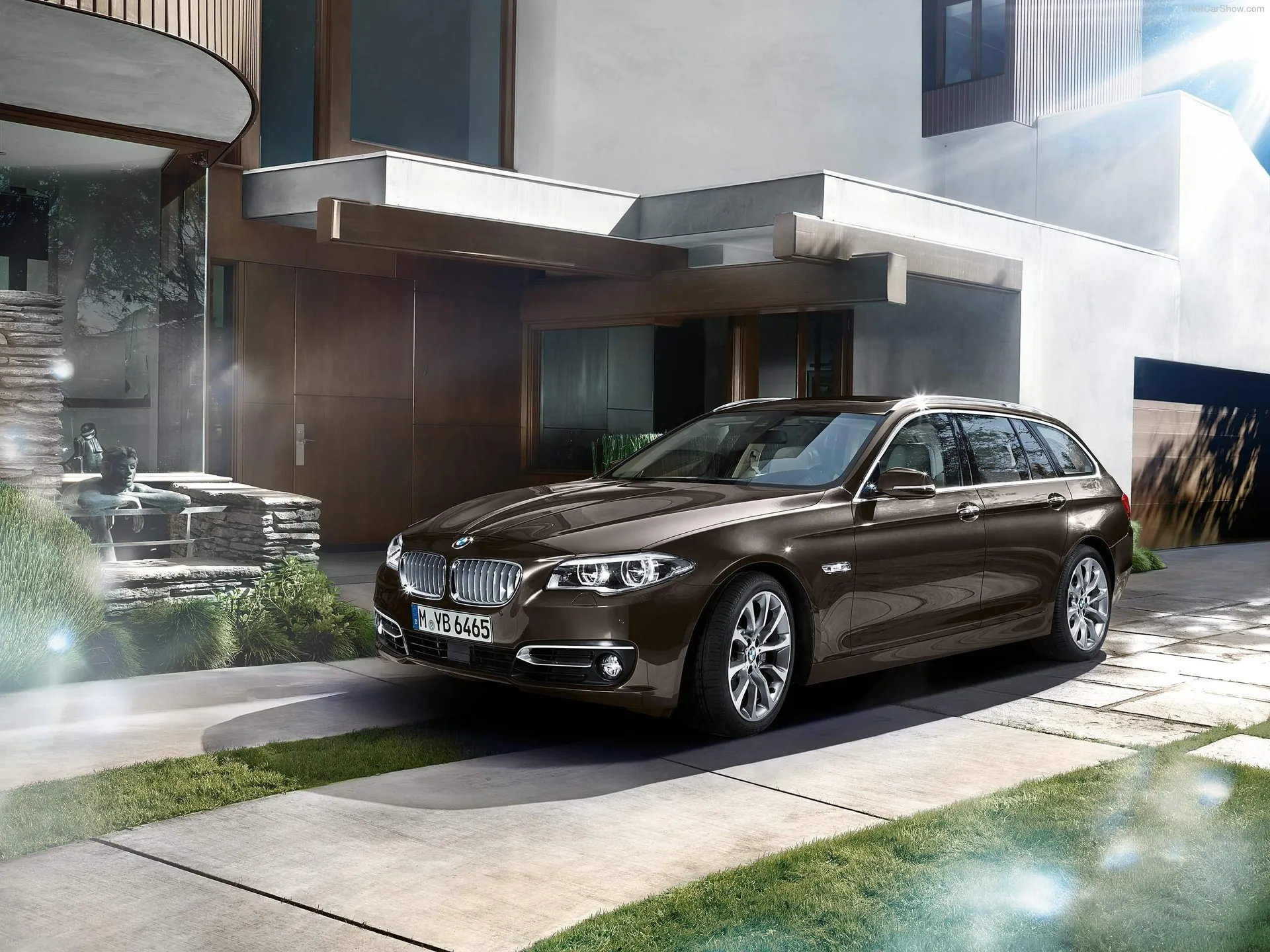 BMW 5-Series Touring (2014)