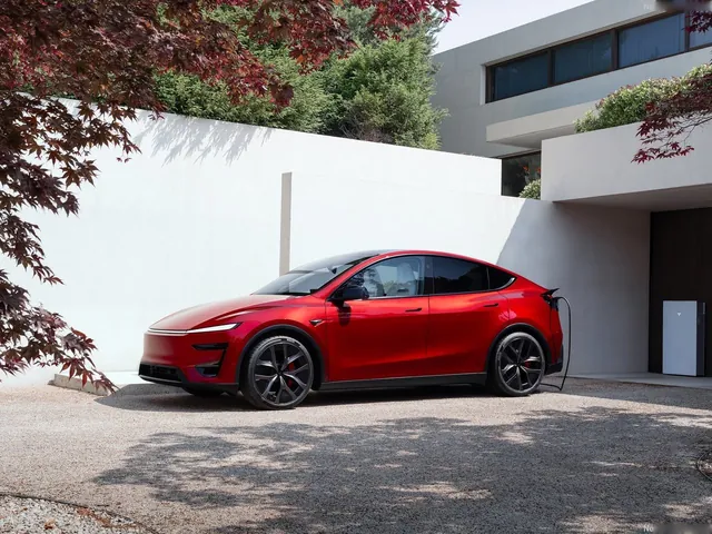 Tesla Model Y Performance (2026)