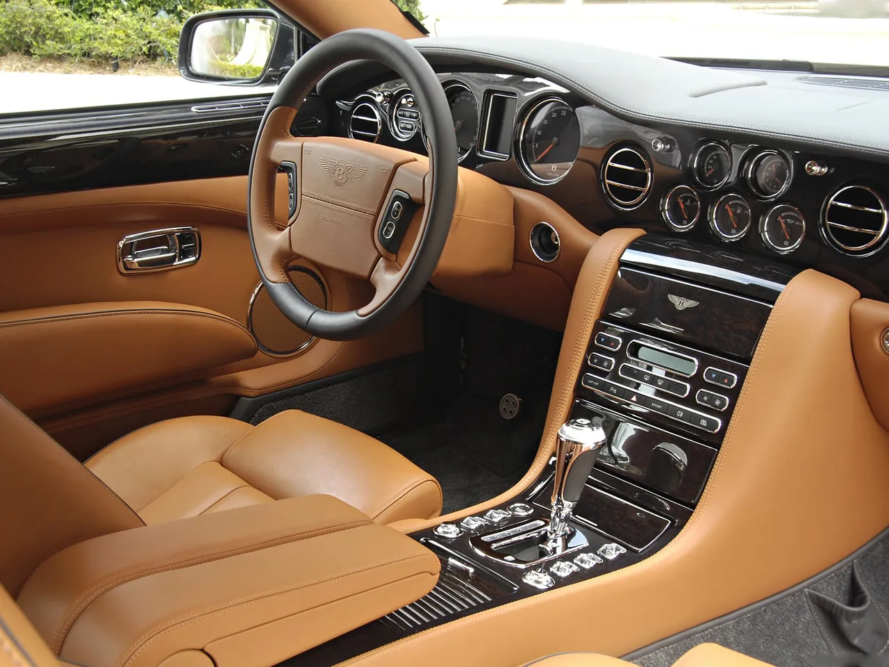 Bentley Brooklands (2008) – interiér