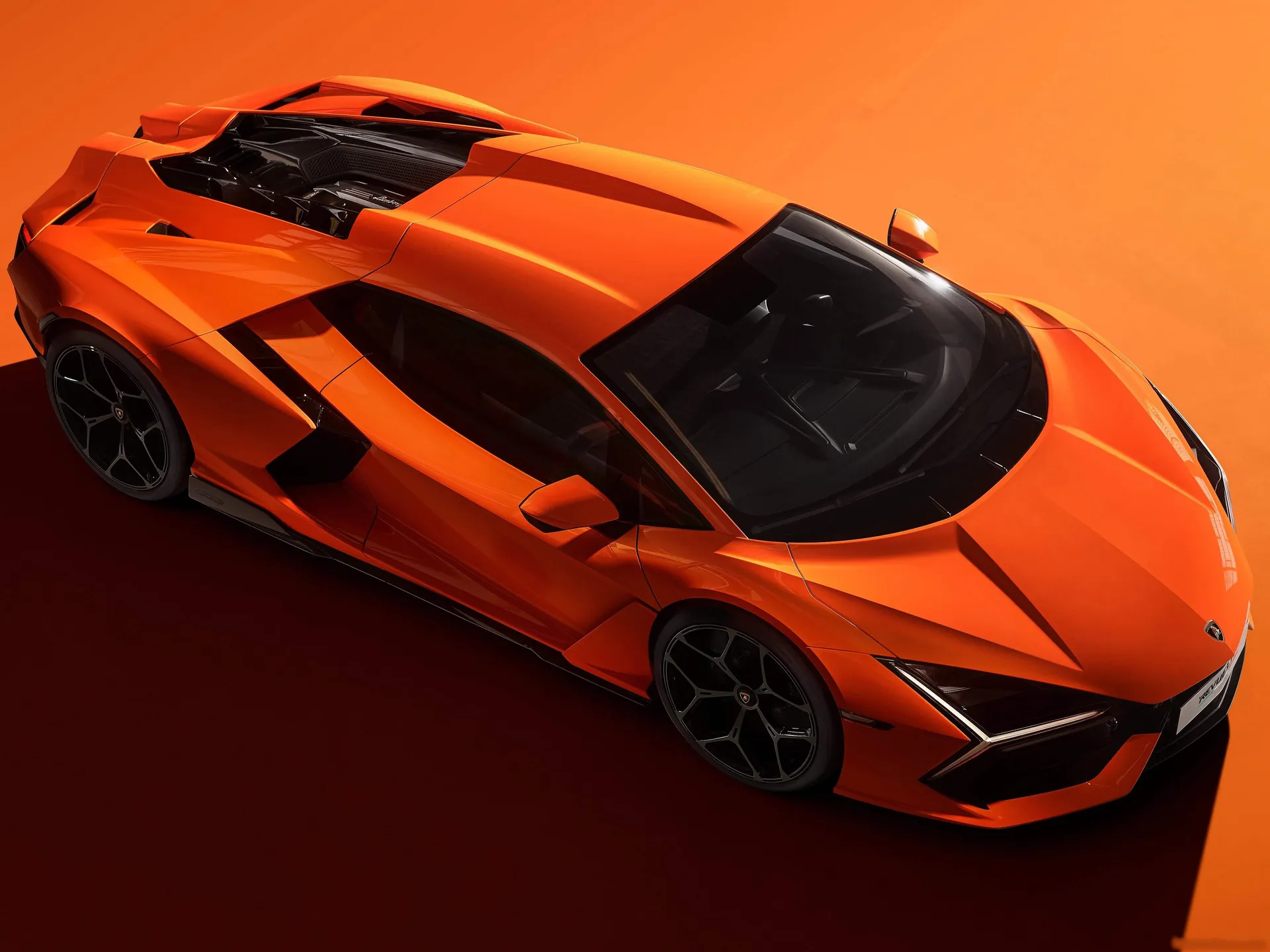 Lamborghini Revuelto (2024)