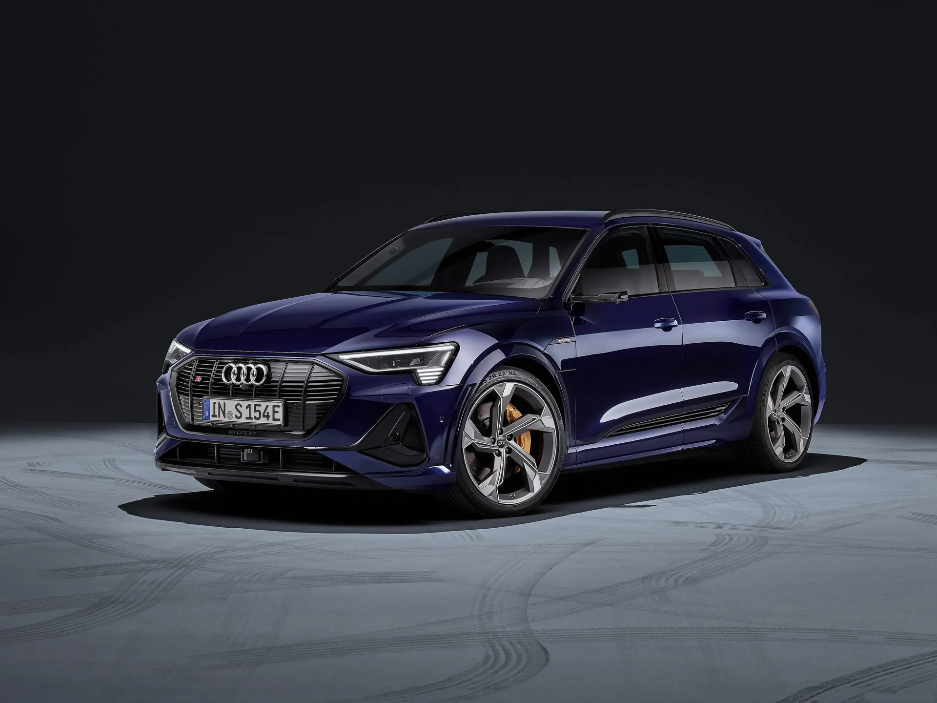 Audi e-tron S (2021)