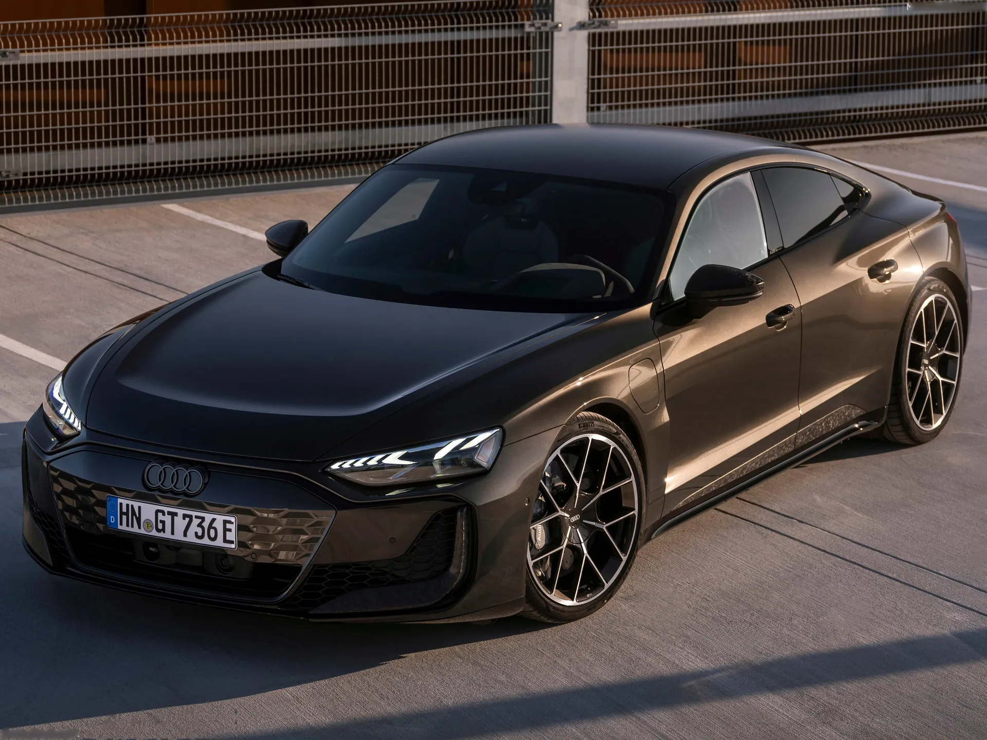 Audi RS e-tron GT performance (2025)