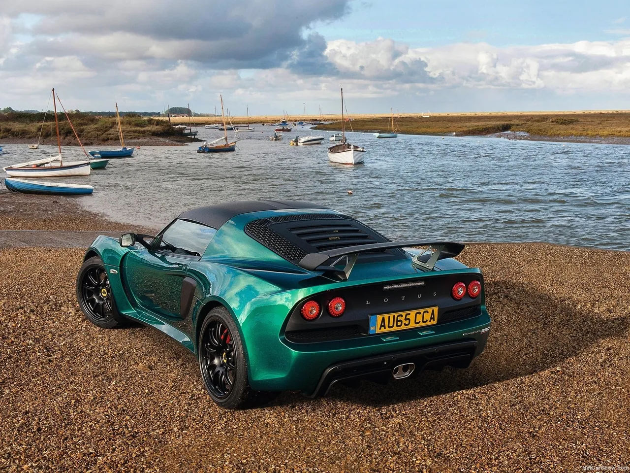 Lotus Exige Sport 350 (2016) – zadní tříčtvrteční pohled