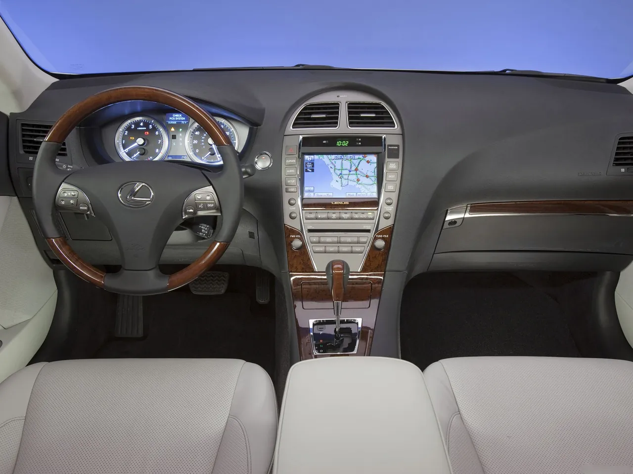 Lexus ES 350 (2010) – interiér