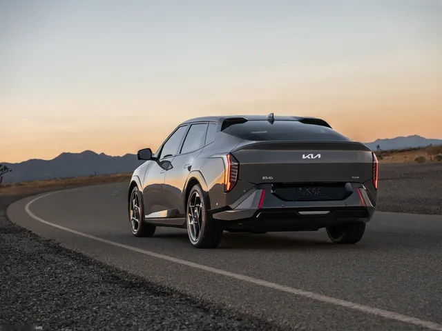 Kia EV4 (2026)