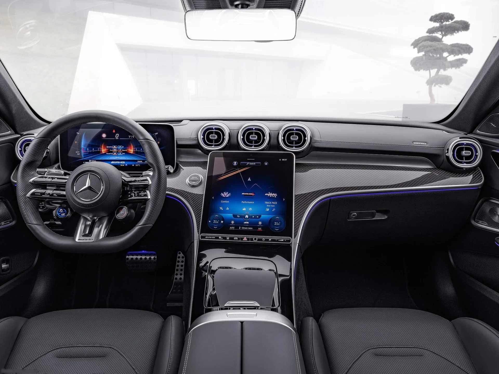 Mercedes-Benz C43 AMG Estate (2023) – interiér