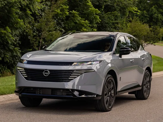 Nissan Murano Dark Armor (2027)