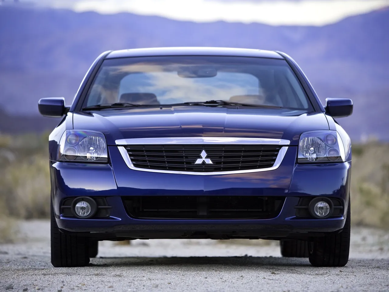 Mitsubishi Galant (2009) – zepředu