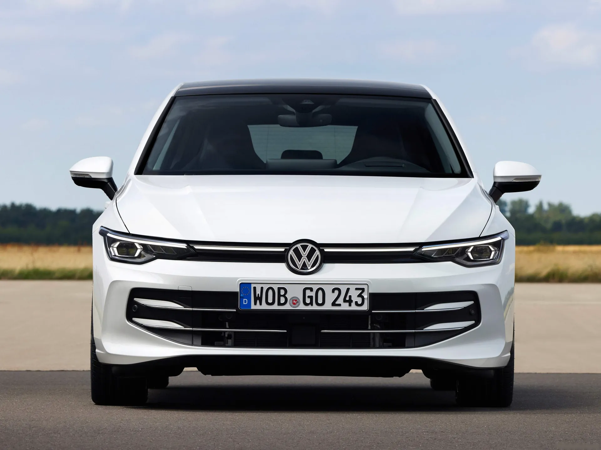 Volkswagen Golf (2024) – zepředu