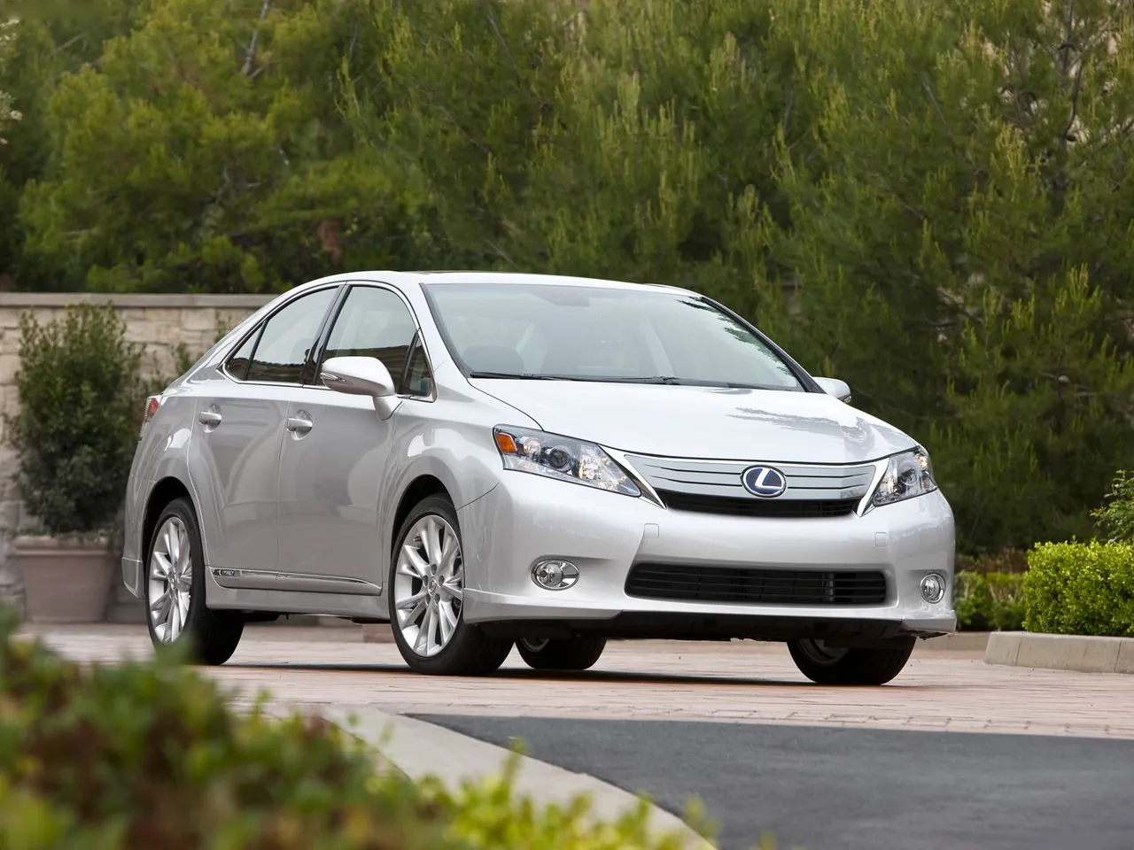 Lexus HS 250h (2010)