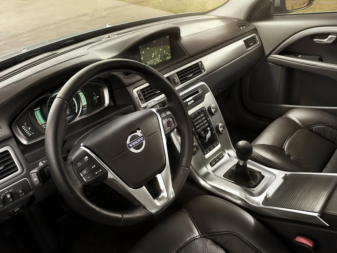 Volvo V70 (2014) – interiér