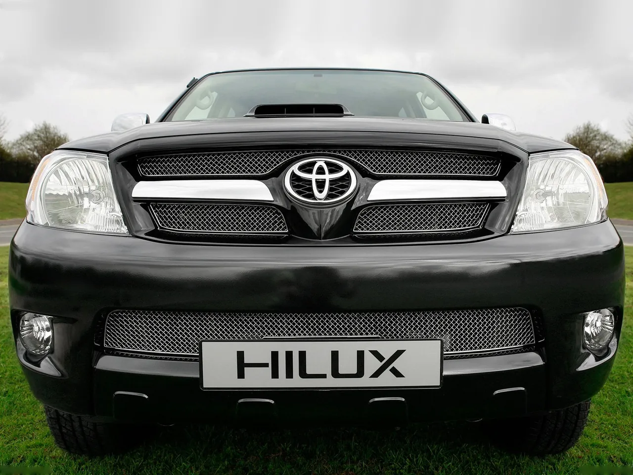 Toyota Hilux High Power (2009) – zepředu