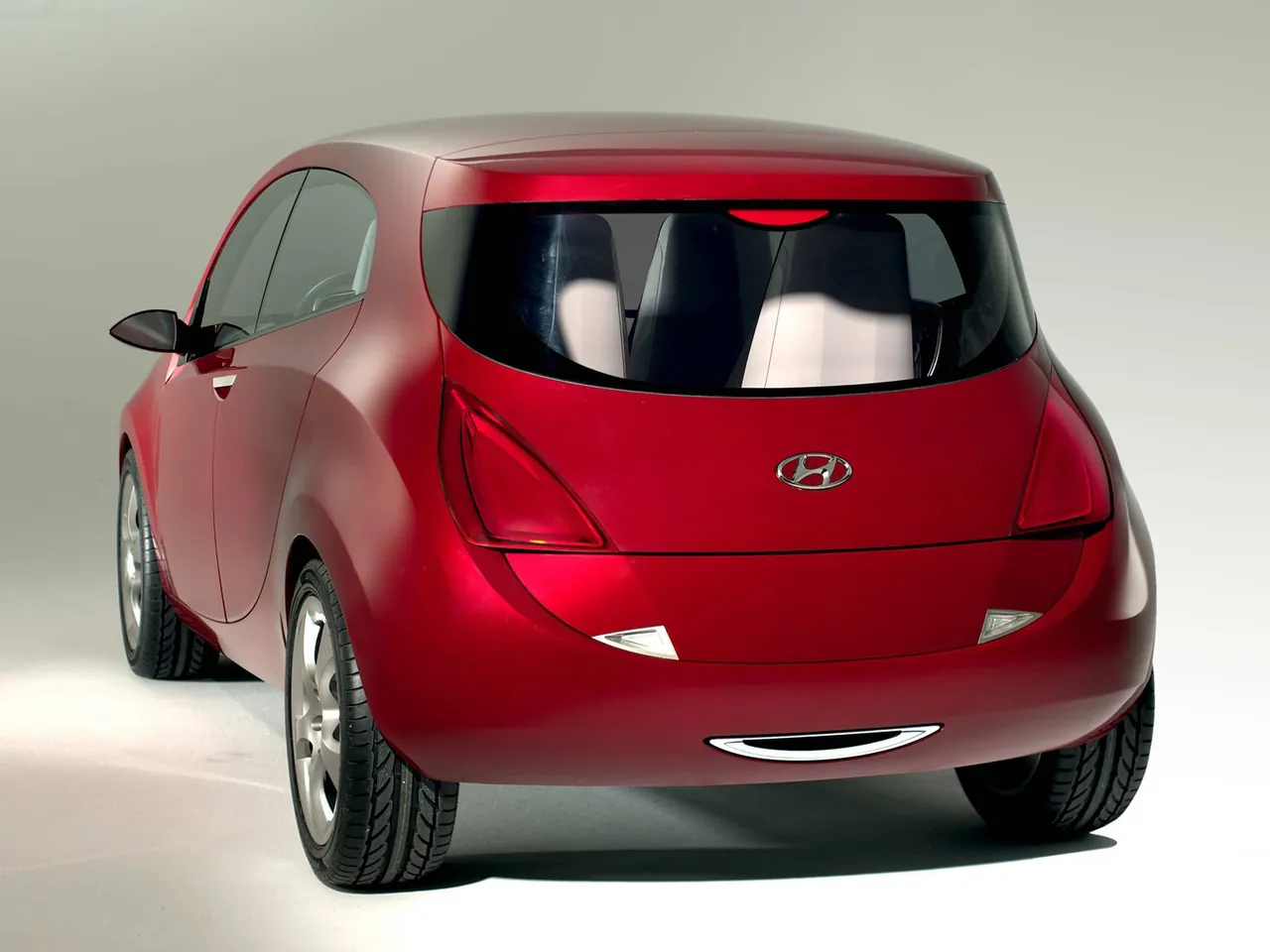 Hyundai HED 1 Concept (2005) – zadní tříčtvrteční pohled