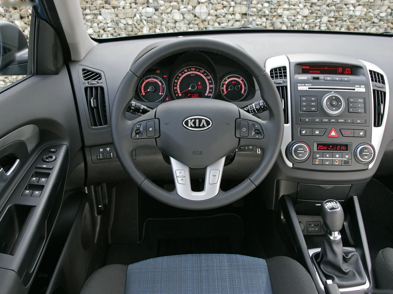 Kia Ceed SW (2010) – interiér