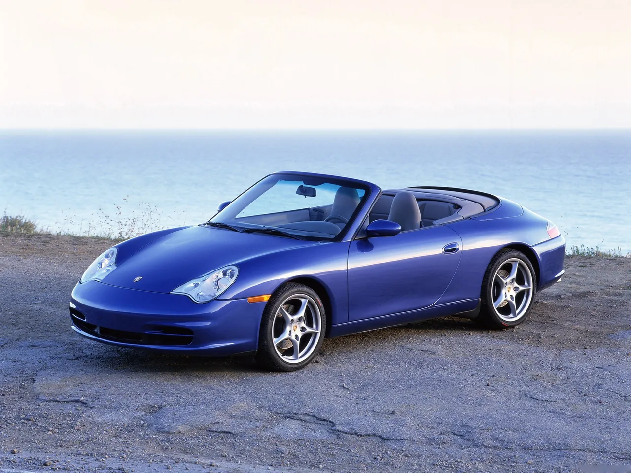 Porsche 911 Carrera Cabriolet (2003)