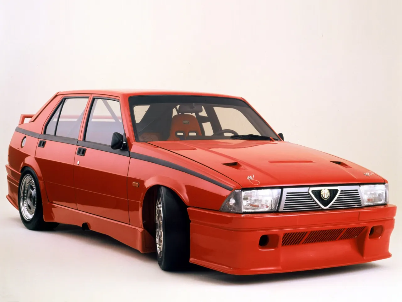 Alfa Romeo 75 1.8i Turbo TCC (1987)