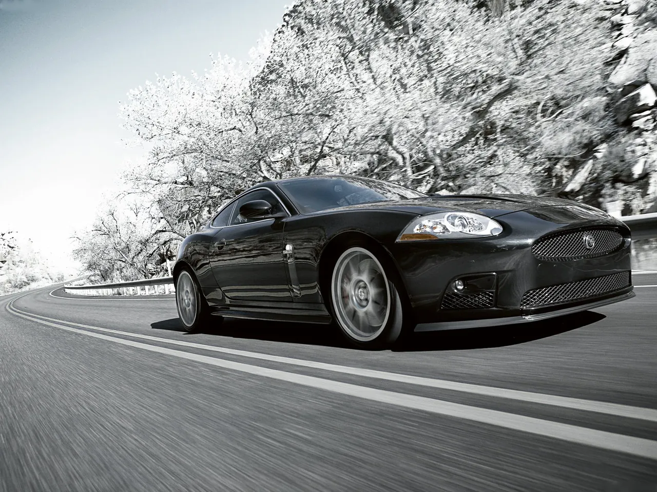 Jaguar XKR-S (2009)