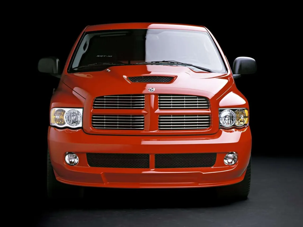 Dodge Ram SRT10 (2004) – zepředu