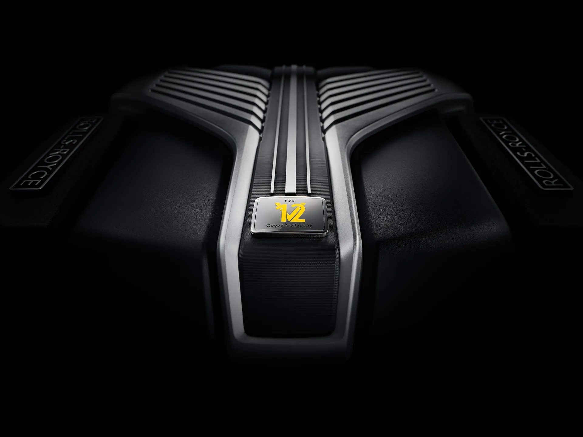 Rolls-Royce Wraith Black Arrow (2023) – motorový prostor