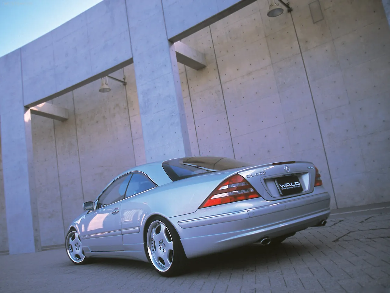 Wald Mercedes-Benz CL-Class W215 (2001) – zadní tříčtvrteční pohled