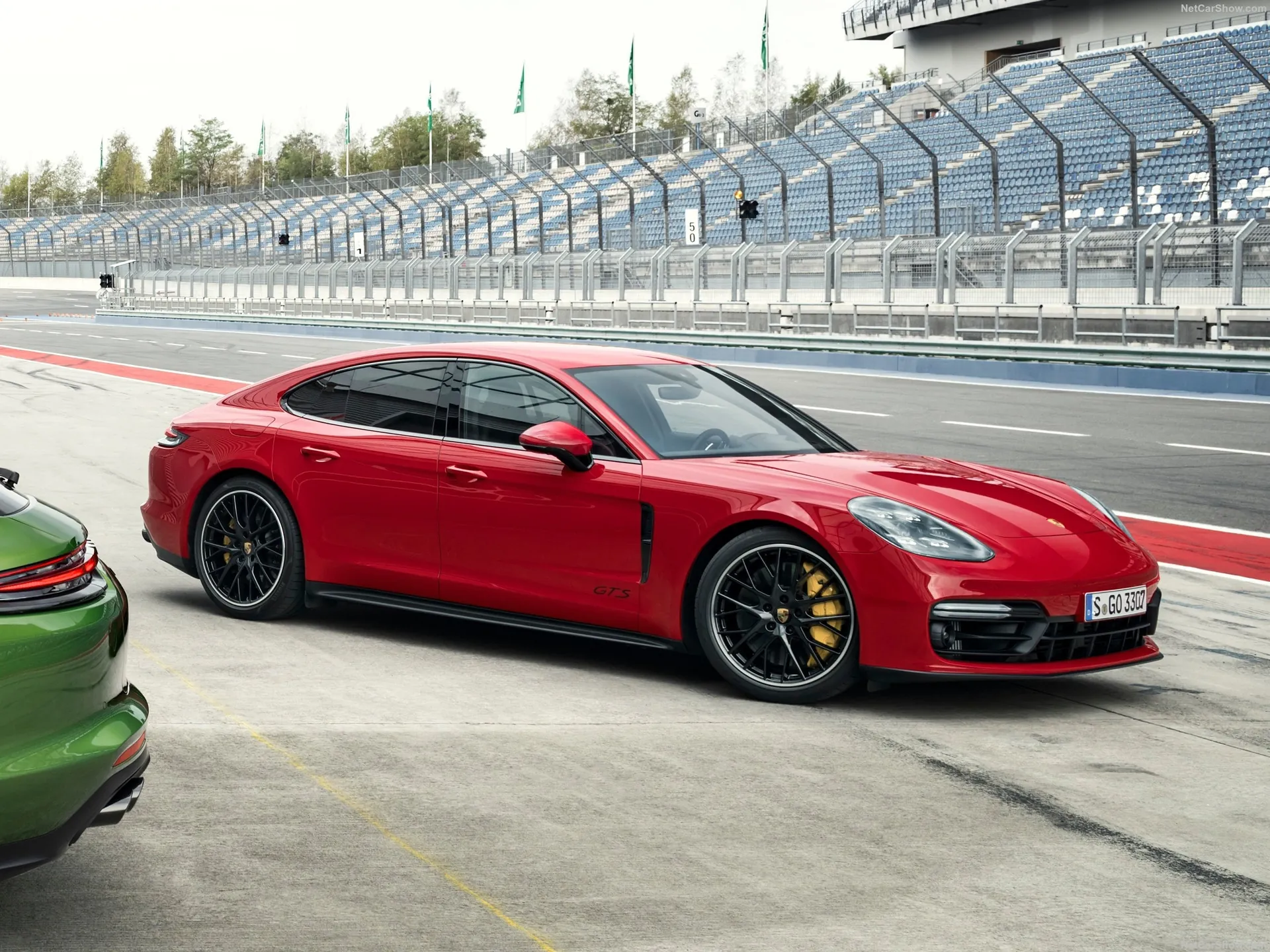 Porsche Panamera GTS (2019)