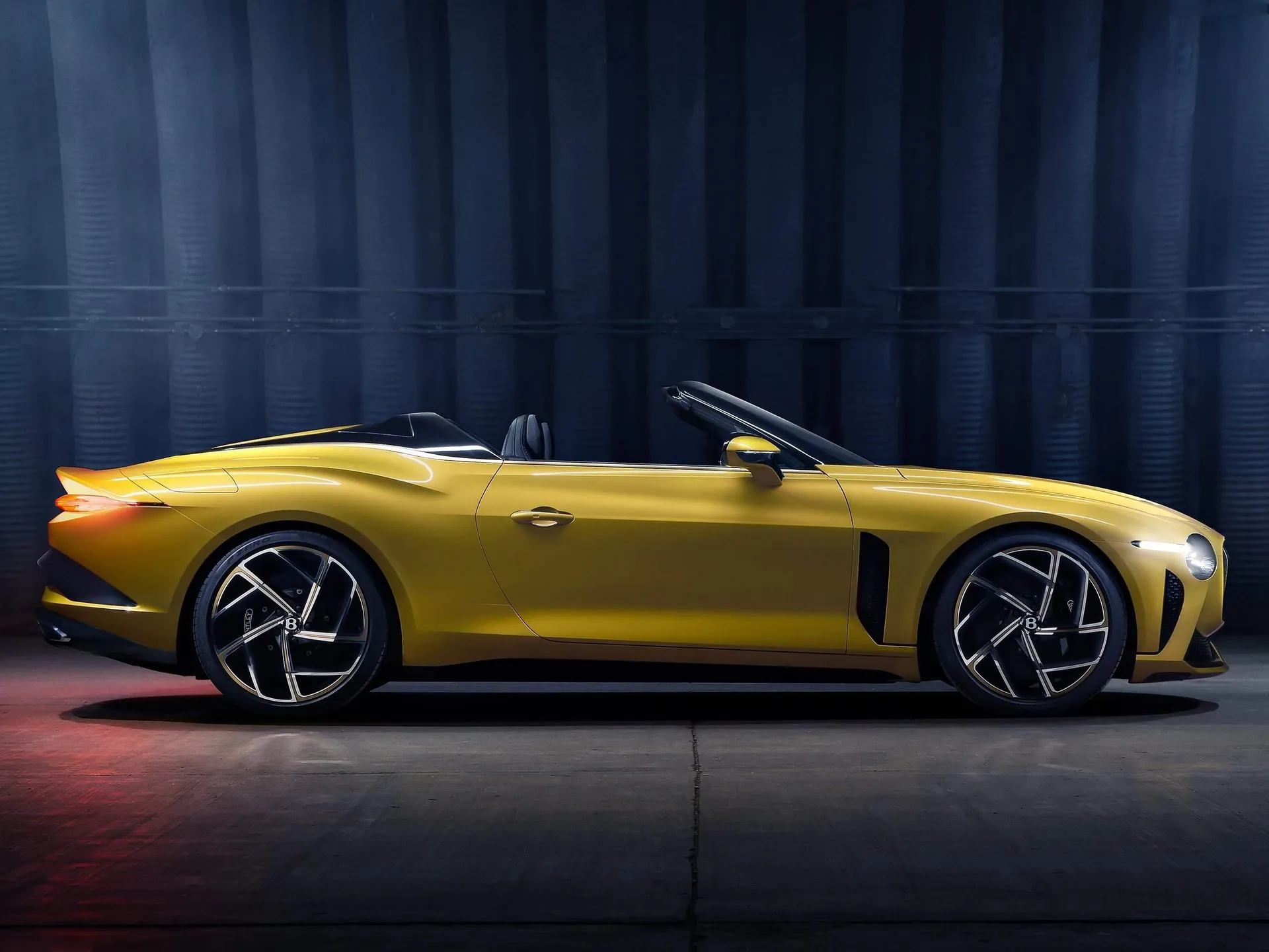 Bentley Mulliner Bacalar (2021) – boční profil