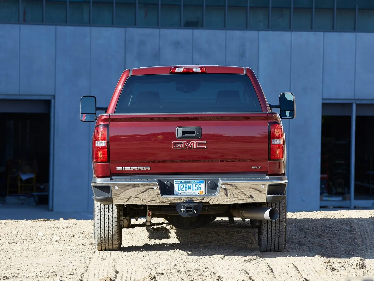GMC Sierra HD (2015) – zezadu