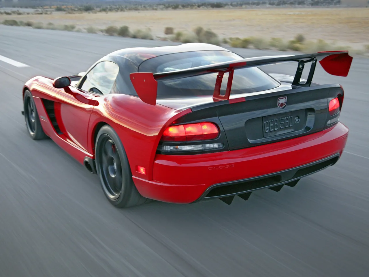 Dodge Viper SRT10 ACR (2008) – zadní tříčtvrteční pohled