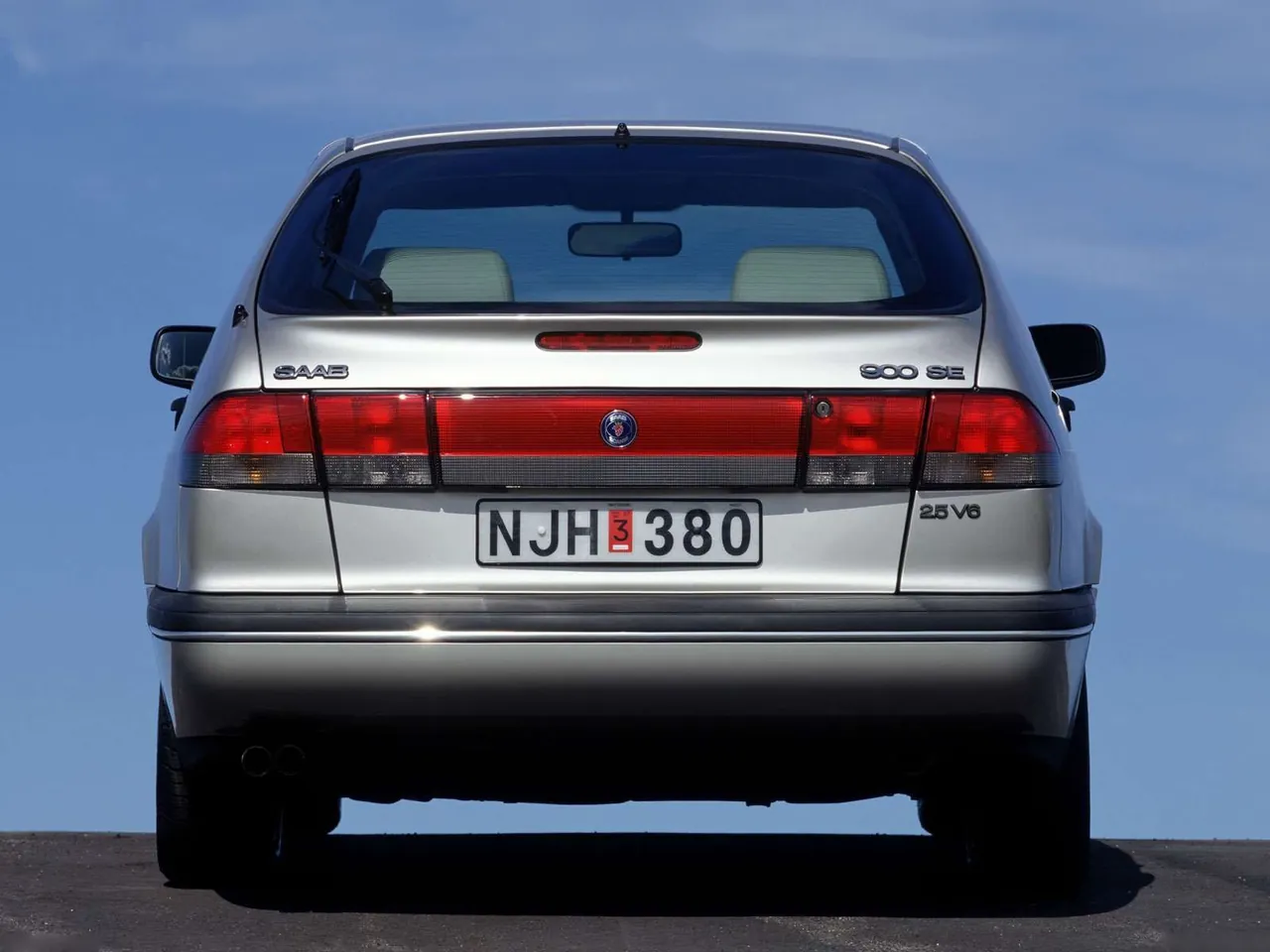 Saab 900 (1997) – zezadu