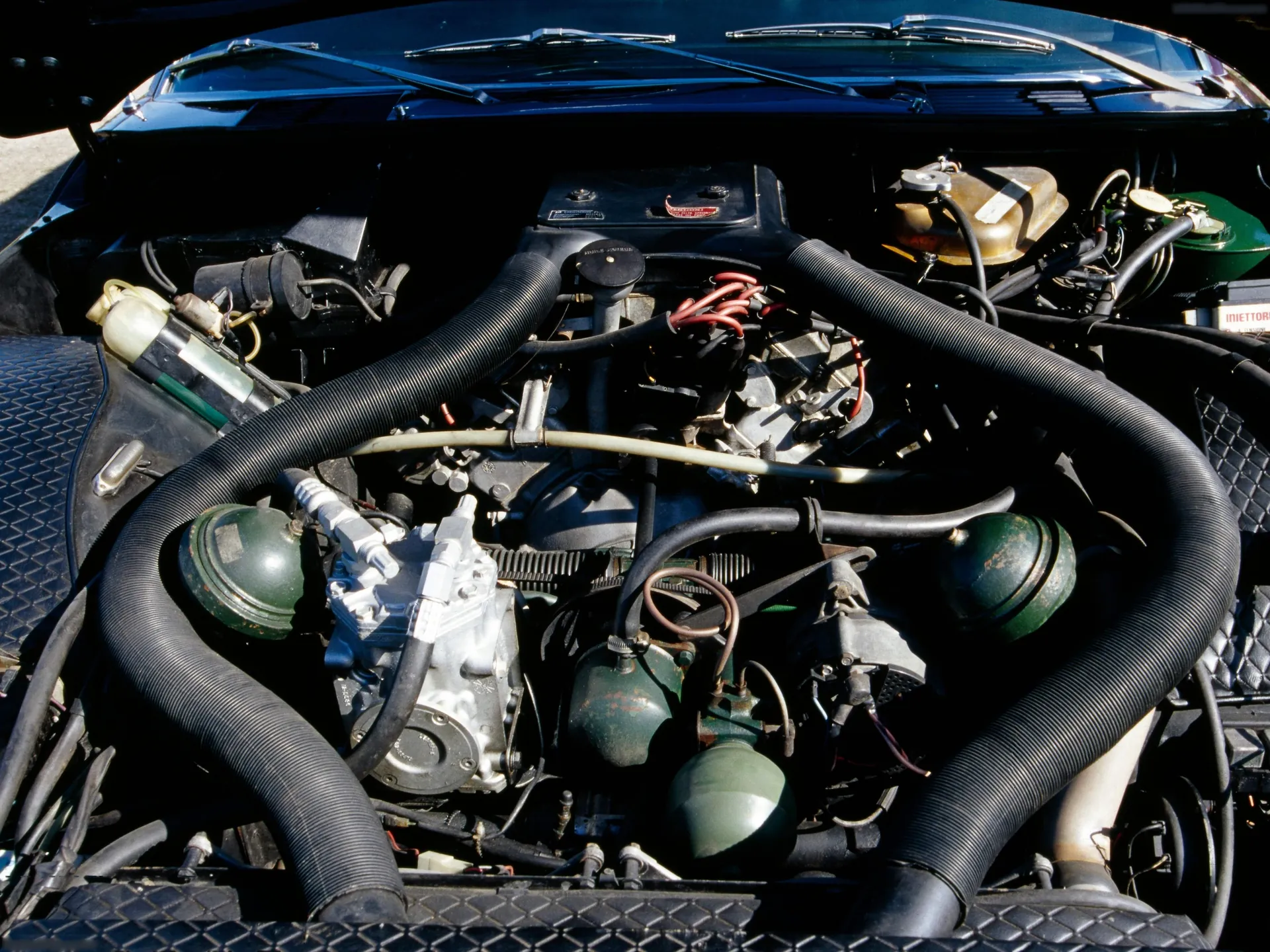 Maserati Quattroporte (1974) - Engine Bay