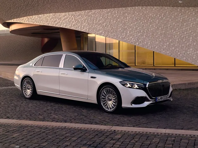 Mercedes-Benz S-Class Maybach (2027)