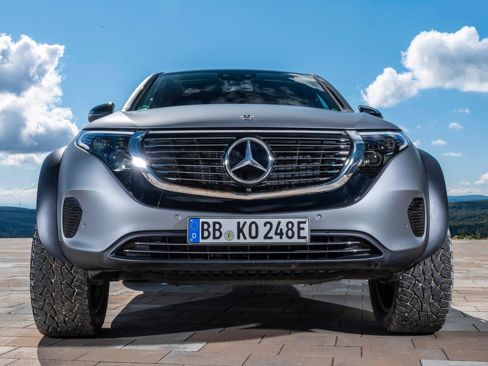Mercedes-Benz EQC 4x4-2 Concept (2020) – zepředu
