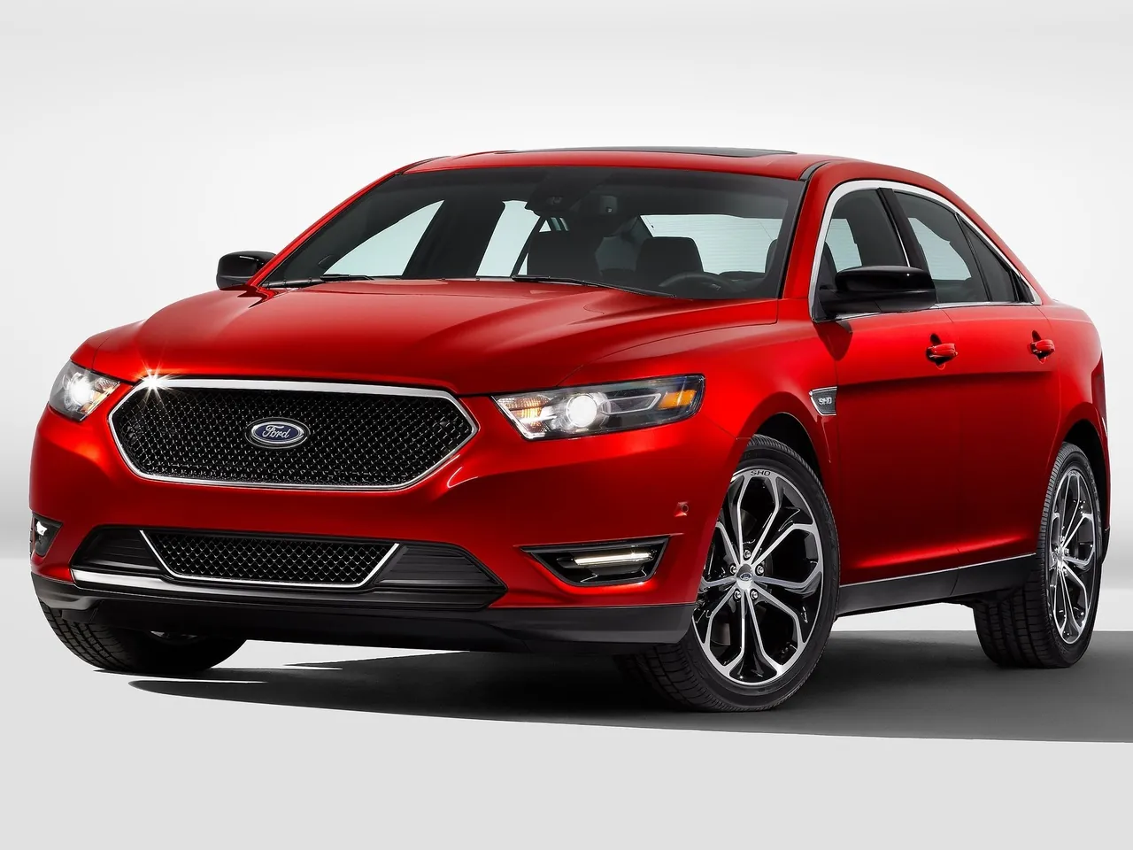 Ford Taurus SHO (2013)