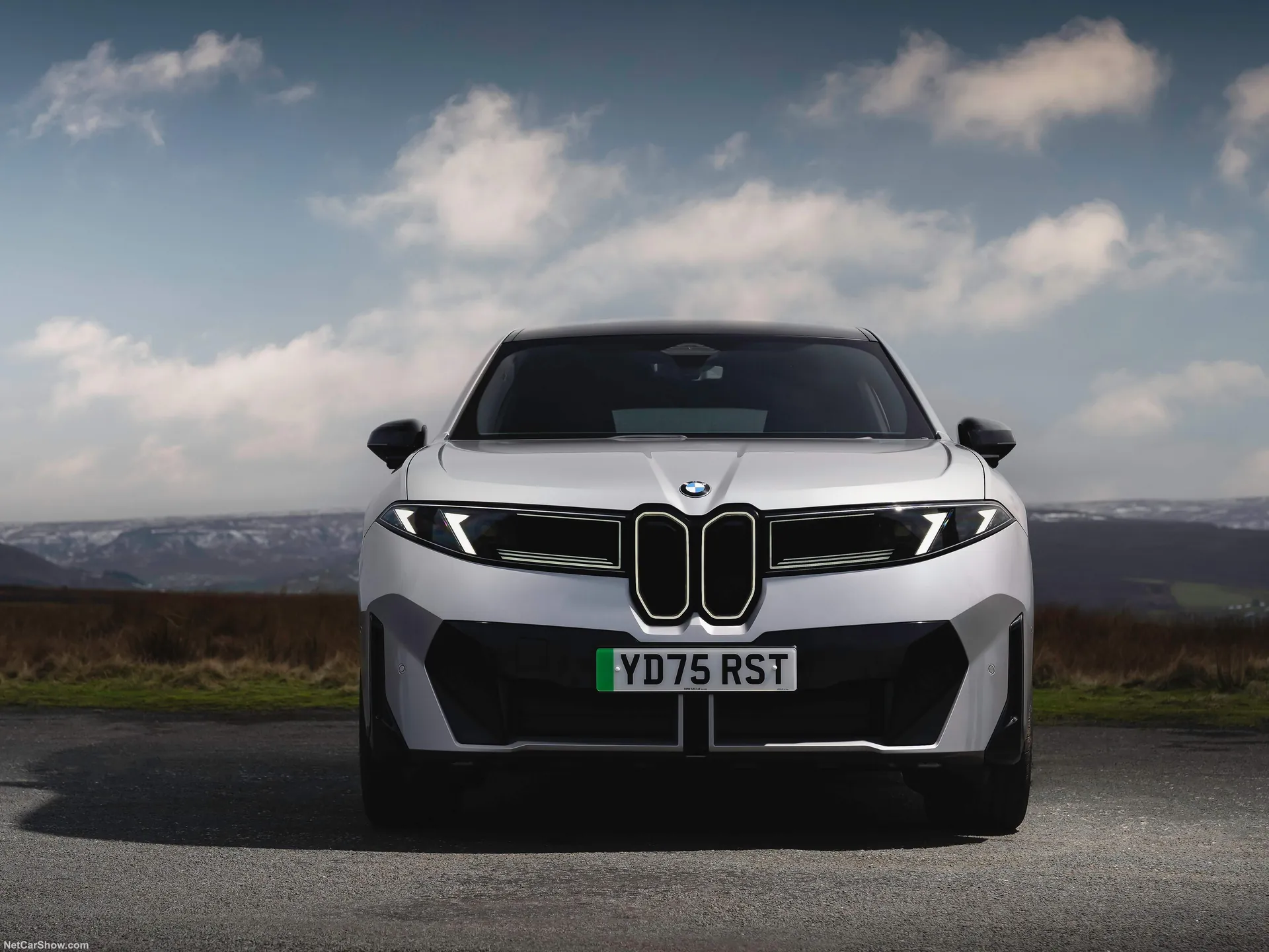 BMW iX3 [UK] (2026) – zepředu